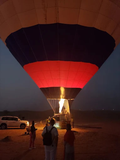 Balloon ride over the sky of Dubai