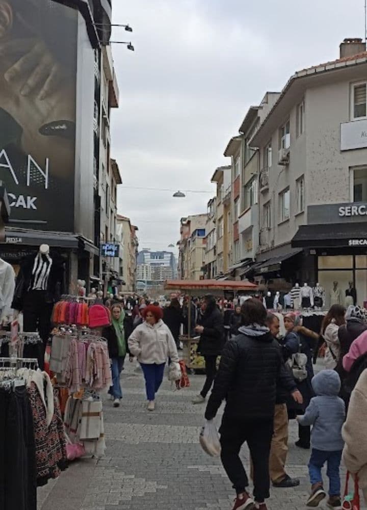 Introducing Çilek Alley in Istanbul